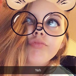 Meet your Posher, Rayven